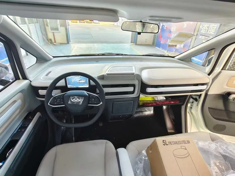 Maxus V1 Electric Ambulance