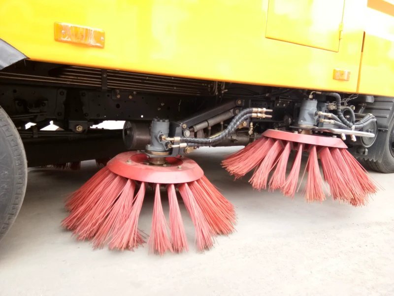 Isuzu Mini Street Sweeping Vehicle 14 Isuzu Mini Street Sweeping Vehicle 14