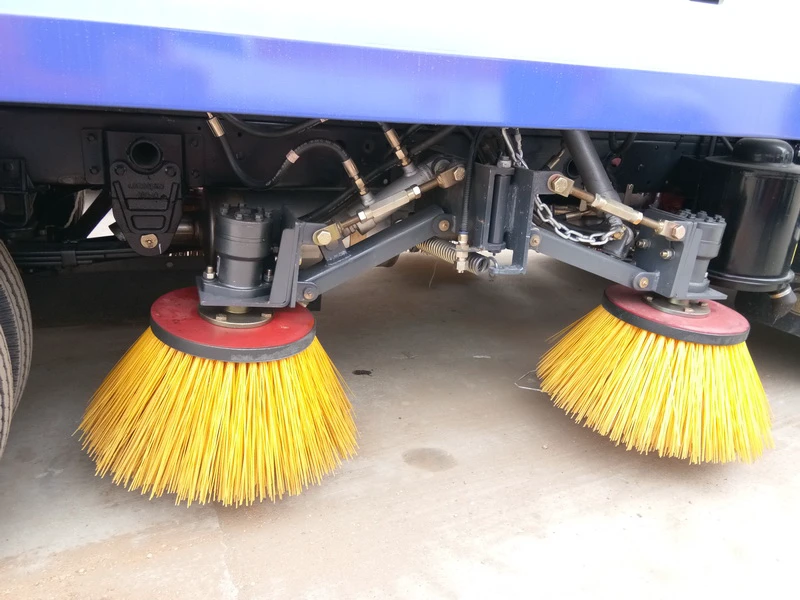 Foton Forland Sweeper Truck (3m³ dust tank) 