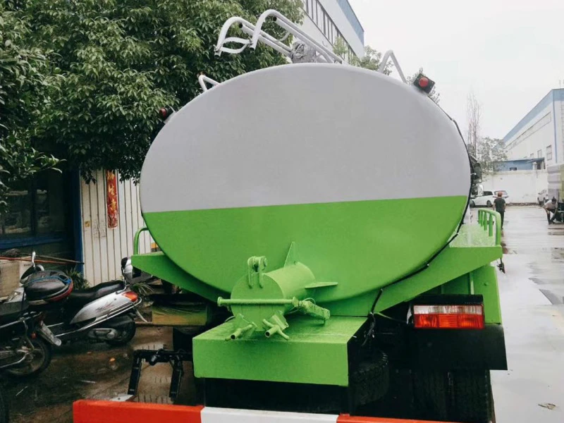 Dongfeng 4x2 8m³ Septic Tank Truck 