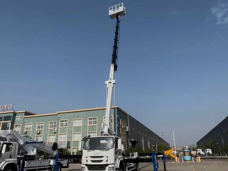 Isuzu 45-Meter Aerial Work Platform (Boom Lift)