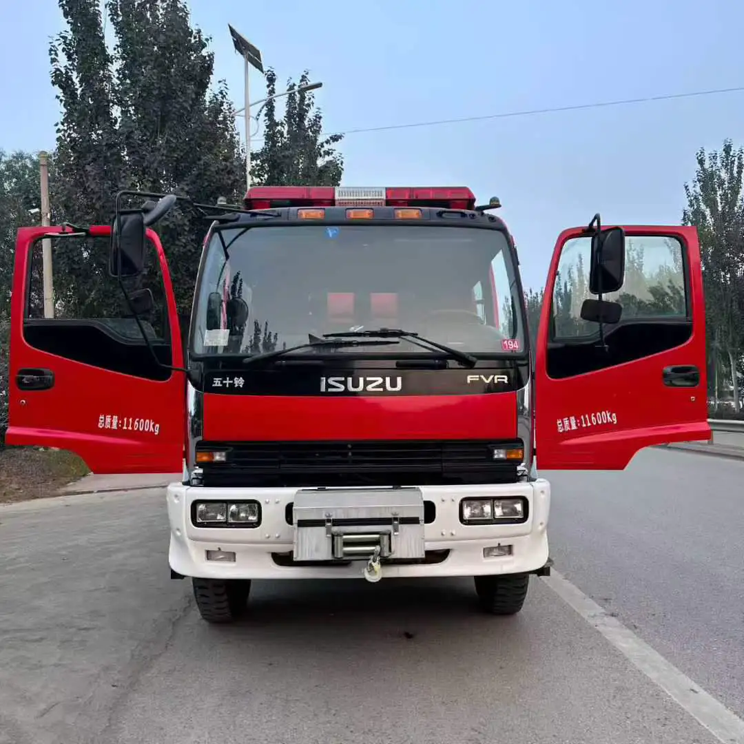 Isuzu 4×2 Emergency Rescue Fire Truck