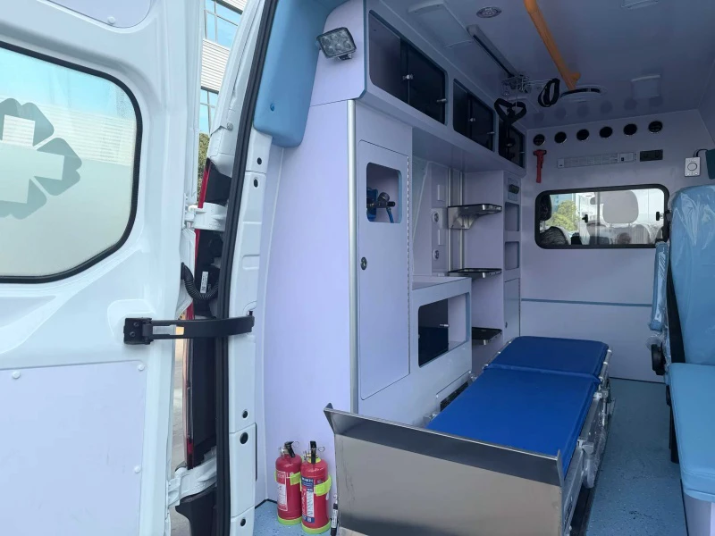 Ford Transit Custom Ambulance (Diesel Version)