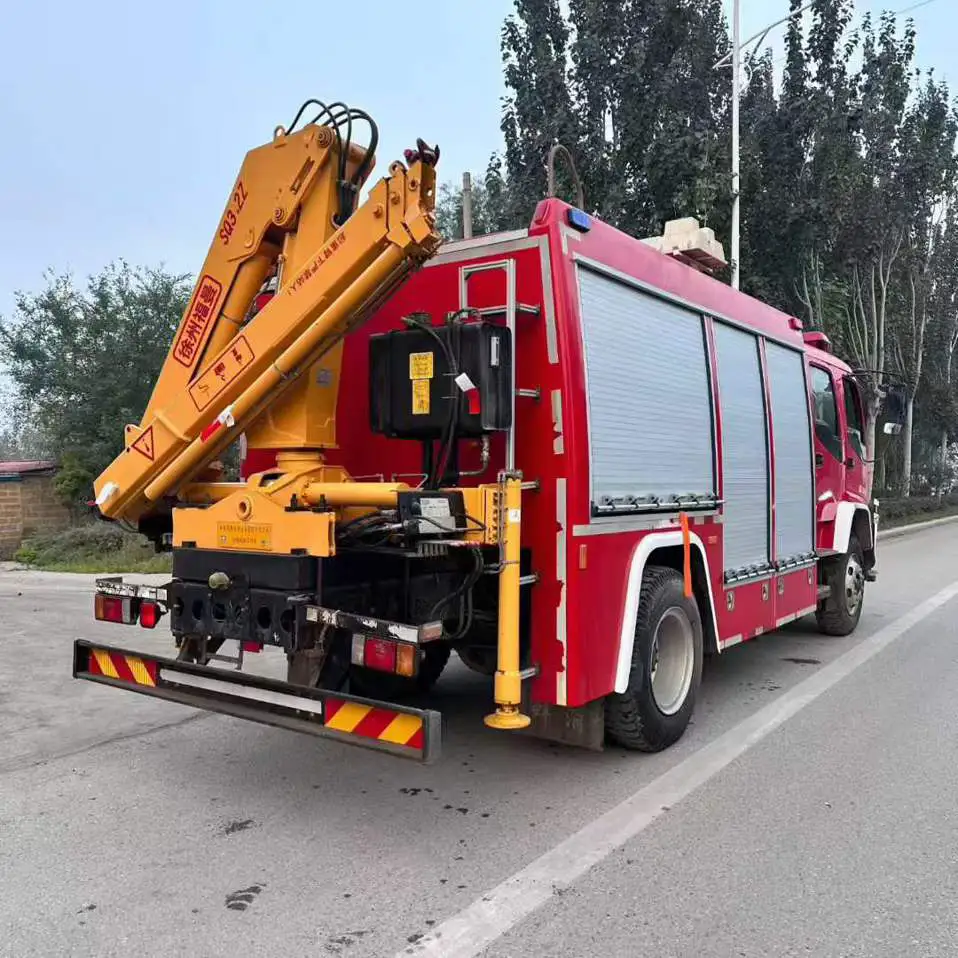 Isuzu 4×2 Emergency Rescue Fire Truck