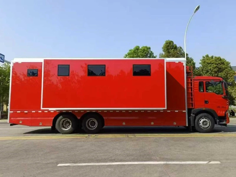SINOTRUK 24-Person Mobile Barracks