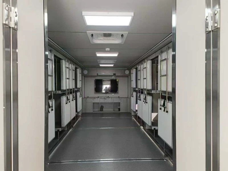 SINOTRUK 24-Person Mobile Barracks08 SINOTRUK 24-Person Mobile Barracks08