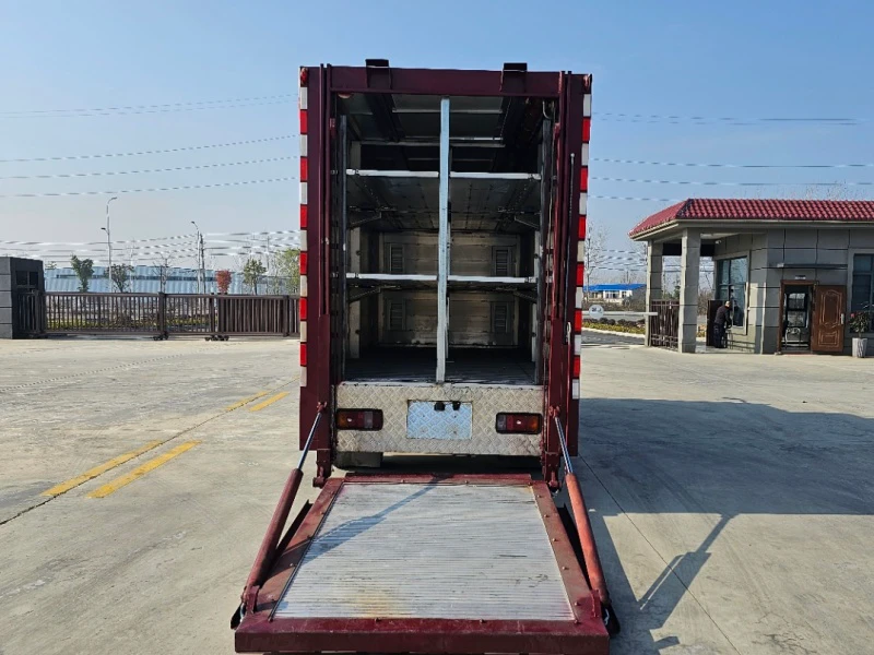 Isuzu Blue Plate Aluminum Alloy Livestock5 Isuzu Blue Plate Aluminum Alloy Livestock5