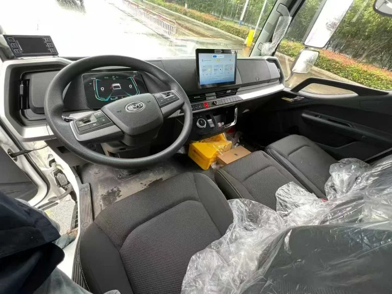 BYD T5DM Hybrid Refrigerated Truck