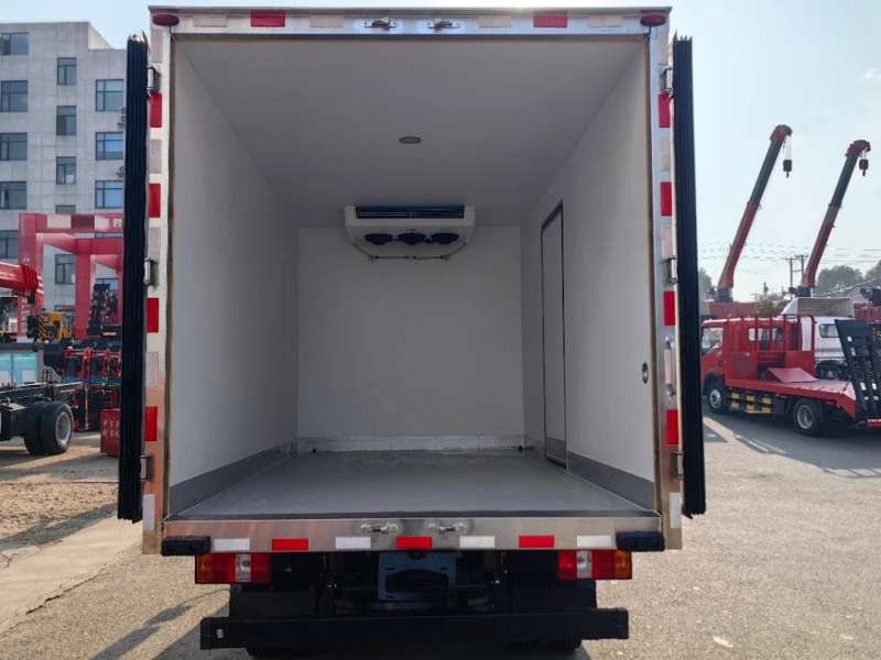 JMC 4-Meter Refrigerated Truck