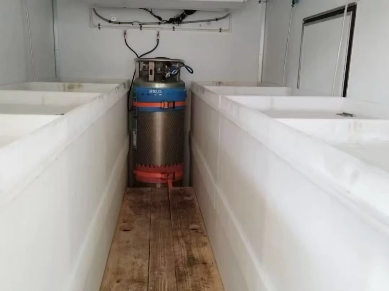 Live Fish Transport Truck07 Live Fish Transport Truck07