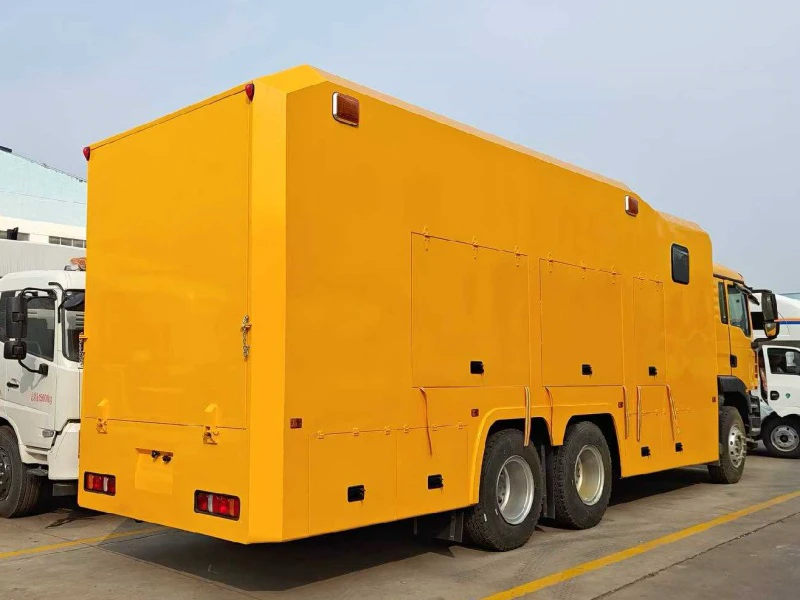Sinotruk 6×4 Drainage and Emergency Rescue Vehicle