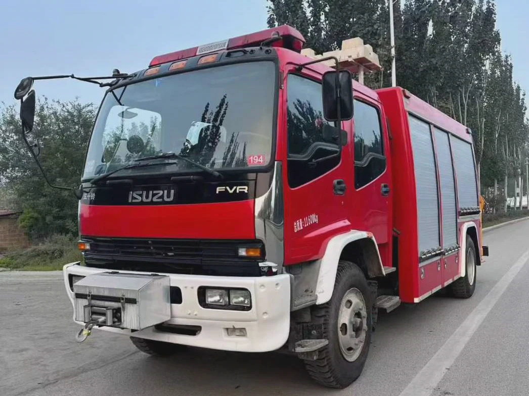 Isuzu 4×2 Emergency Rescue Fire Truck