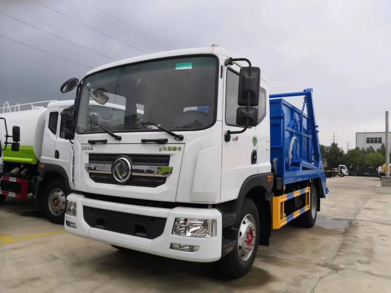DFAC D9 Swing-Arm Garbage Truck