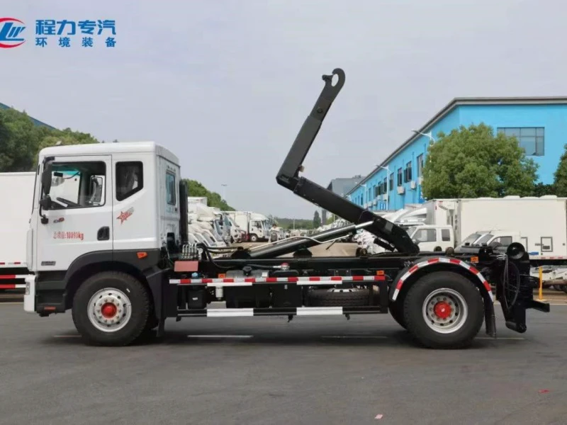 Dongfeng 4×2 Hook Arm Truck with 12 m³ Mobile Compression Container