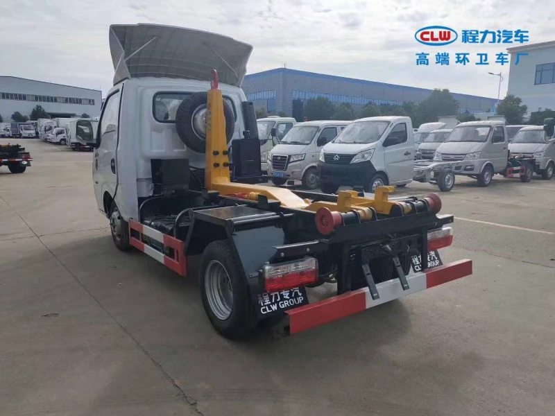 DFAC 3m³ Hook-Arm Refuse Truck