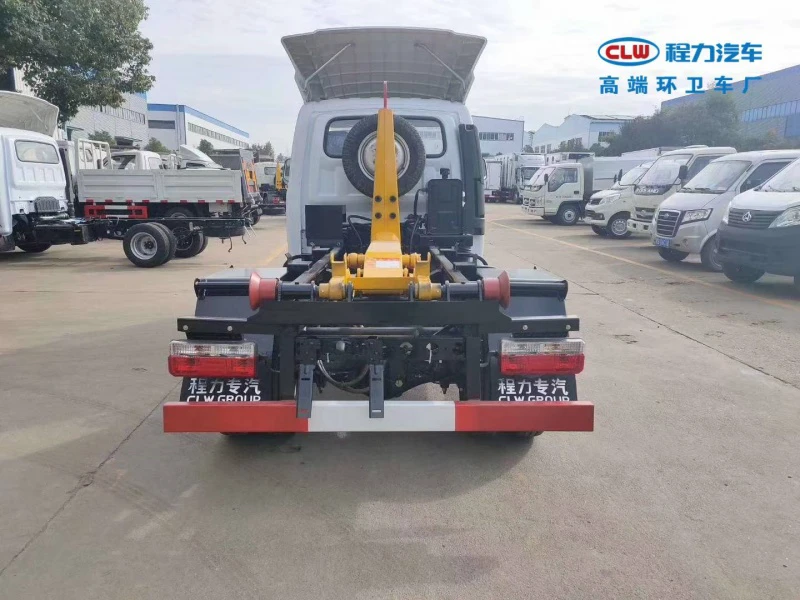 DFAC 3m³ Hook-Arm Refuse Truck
