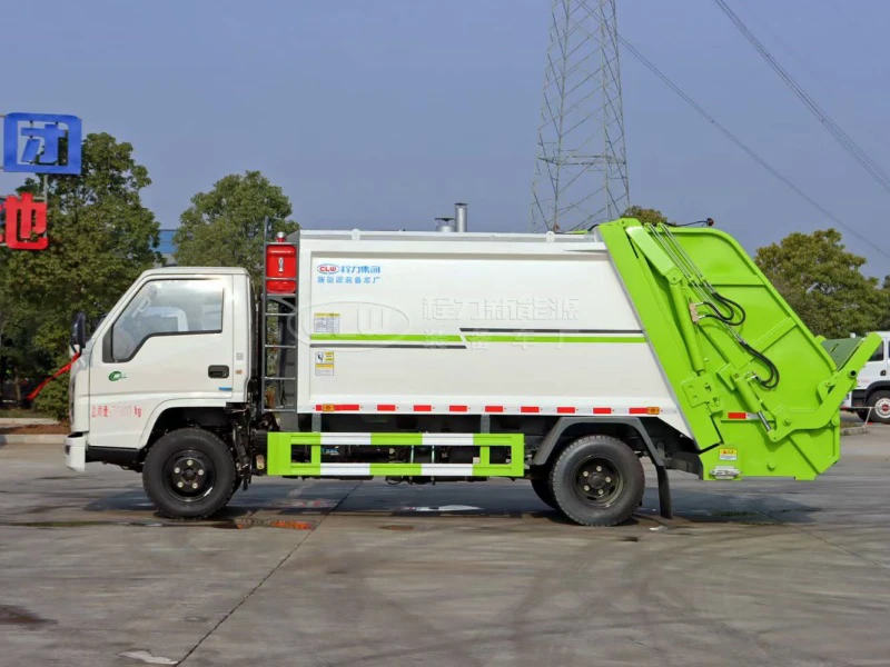 JMC Ford Trans 6m³ Compaction Garbage Truck