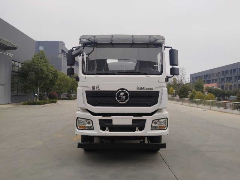 Shacman Delong M3000 8×4 25m³ Water Sprinkler Truck06 Shacman Delong M3000 8×4 25m³ Water Sprinkler Truck06