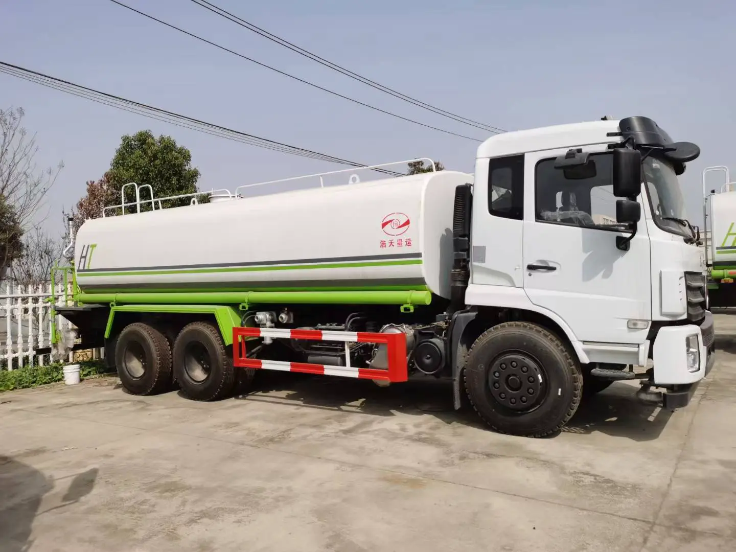 DFAC 6×4 20-ton Water Sprinkler Truck