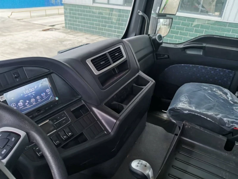 Sinotruk 15-Ton Water Sprinkler Truck