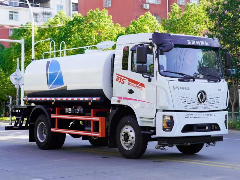 DFAC D3 4×2 14 m³ Water Sprinkler Truck