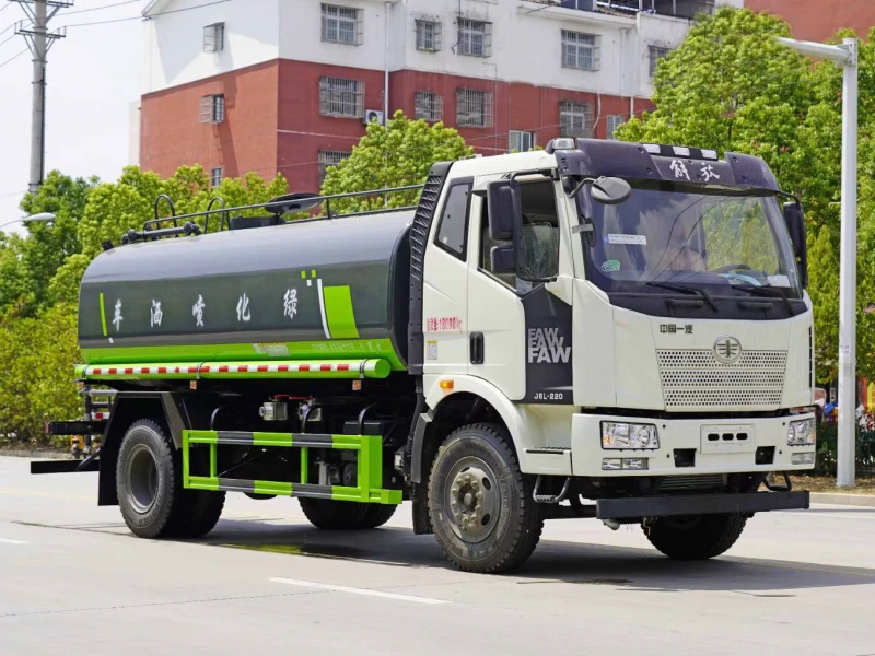 FAW 4,000-Gallon Water Sprinkler Truck