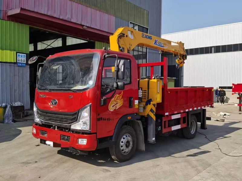 Sinotruk 3T Dump Truck-Mounted Crane