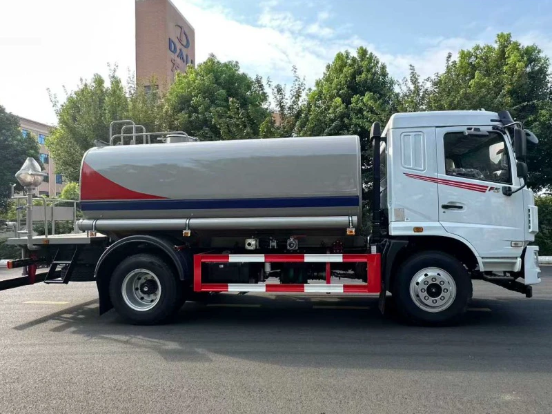 DFAC F5 3,170-Gallon Water Sprinkler Truck03 DFAC F5 3,170-Gallon Water Sprinkler Truck03