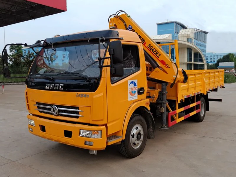 Dongfeng 5-Ton Truck-Mounted Crane