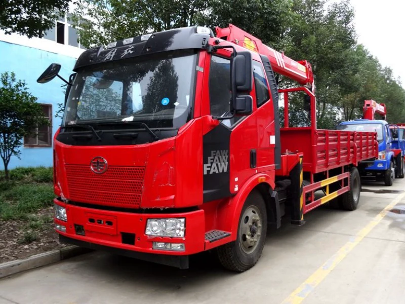 FAW 4x2 8-Ton Truck-Mounted Crane with SANY 8-Ton Crane
