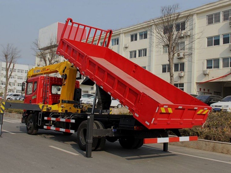 Dongfeng 8-Ton Truck-Mounted Crane 04 Dongfeng 8-Ton Truck-Mounted Crane 04