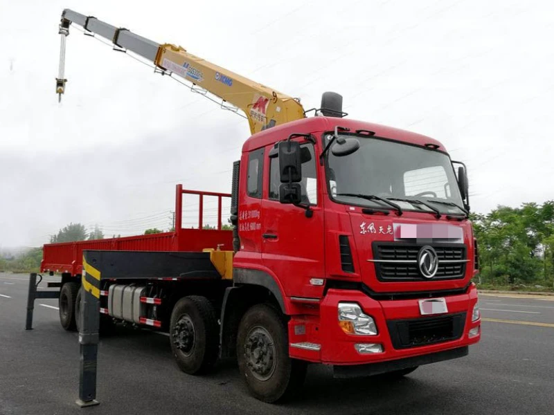 Dongfeng 8x4 16-Ton Truck-Mounted Crane
