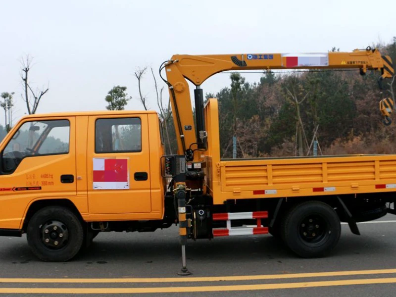 JMC 2T Truck-Mounted Crane with XCMG 2T Crane