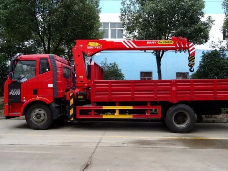 FAW 4x2 8-Ton Truck-Mounted Crane with SANY 8-Ton Crane 02 FAW 4x2 8-Ton Truck-Mounted Crane with SANY 8-Ton Crane 02