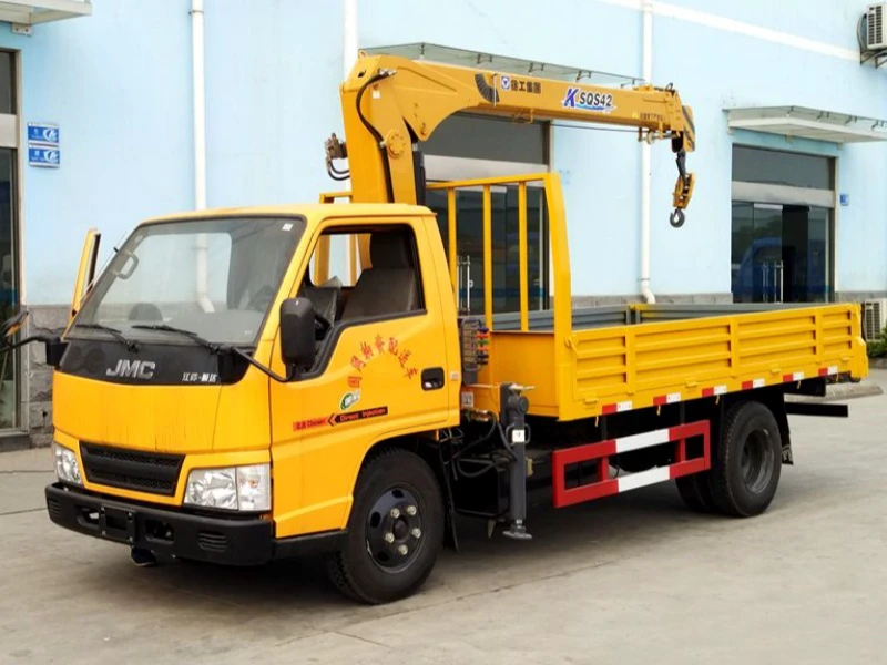 JMC 2-Ton Truck-Mounted Crane with XCMG 2-Ton Boom