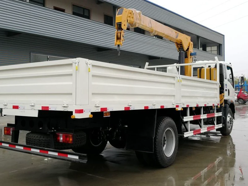 Howo 5-Ton Truck-Mounted Crane 04 Howo 5-Ton Truck-Mounted Crane 04