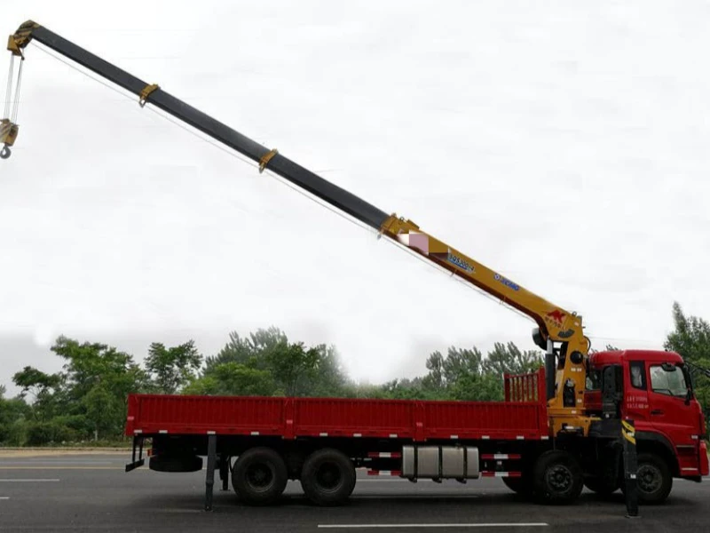 Dongfeng 8x4 16-Ton Truck-Mounted Crane