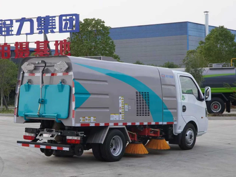 DFAC Electric Sweeper Truck with 2.5m³ Debris Bin and 66kWh Battery