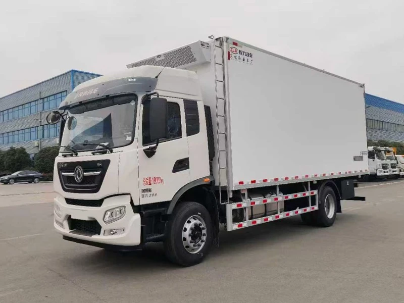 DFAC 4×2 Refrigerator Truck with 6.8m Cargo Box 01 DFAC 4×2 Refrigerator Truck with 6.8m Cargo Box 01