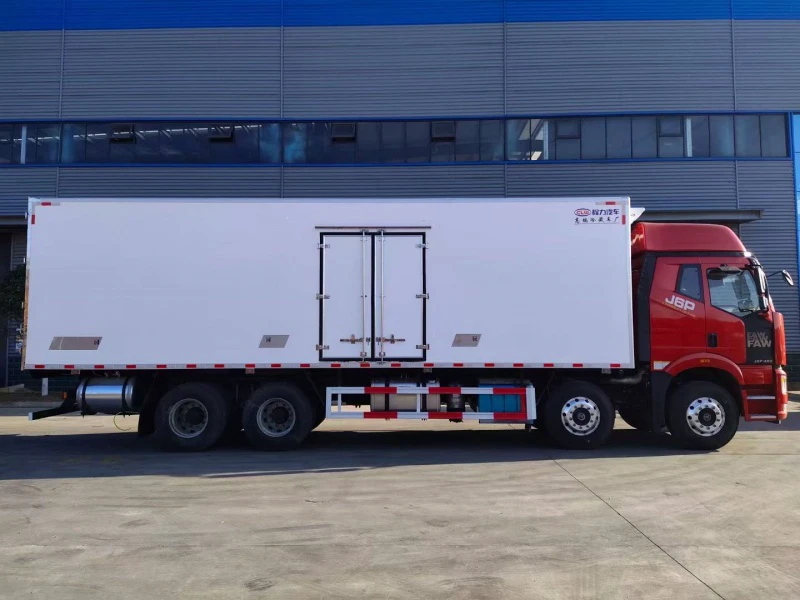 FAW J6P 8×4 Refrigerator Truck