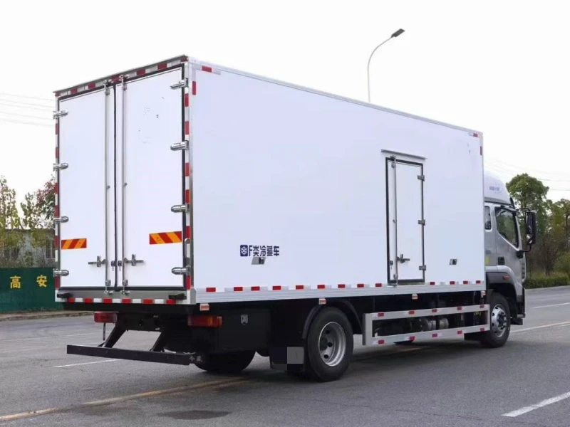 Foton 6m Refrigerated Truck
