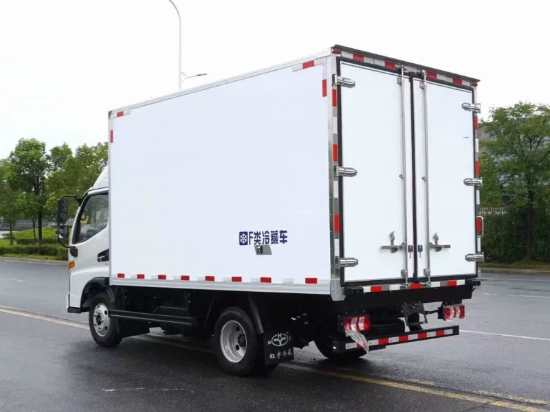 JAC V5 Refrigerated Truck 06 JAC V5 Refrigerated Truck 06