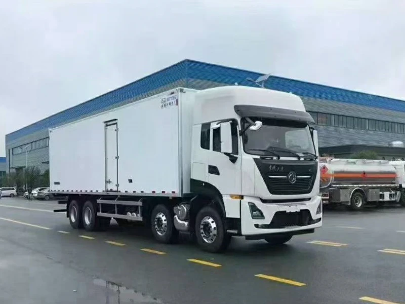 DFAC 8x4 Refrigerated Truck