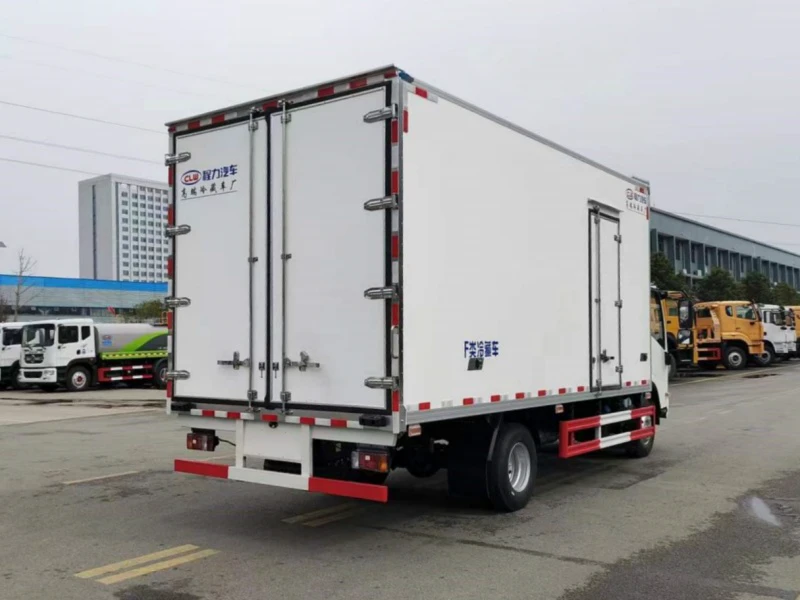 Isuzu KV600 Refrigerated Truck