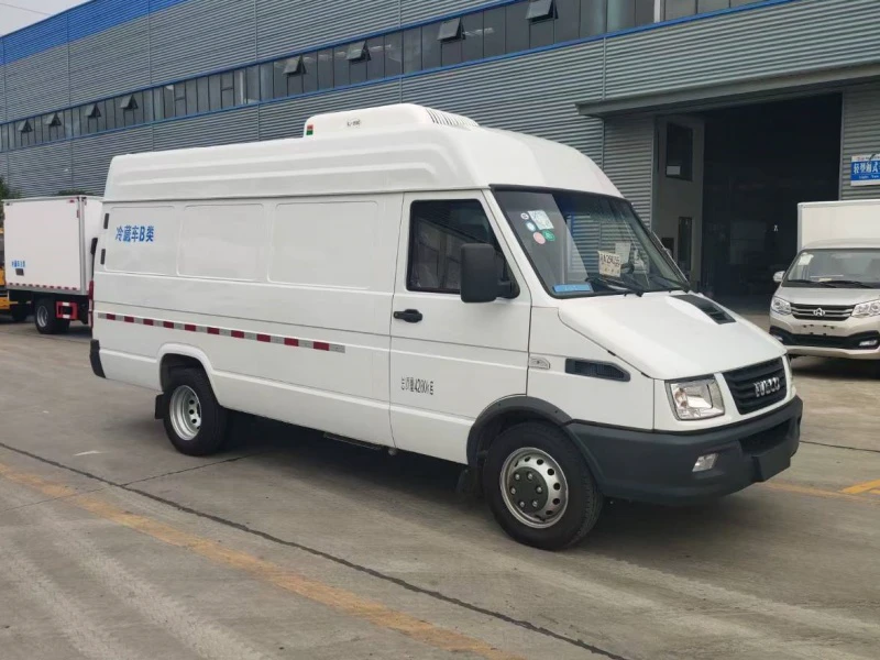 Iveco V40 refrigerated van