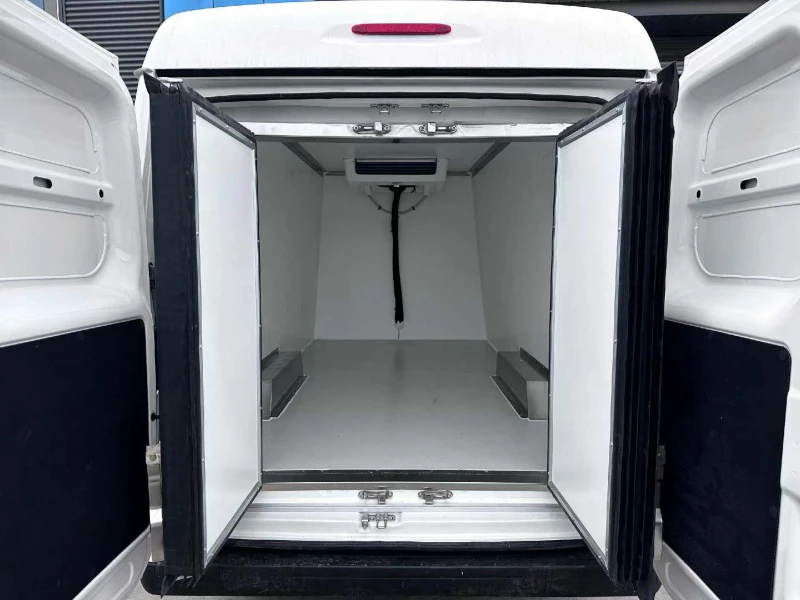 SAIC Wuling Electric Refrigerated Van