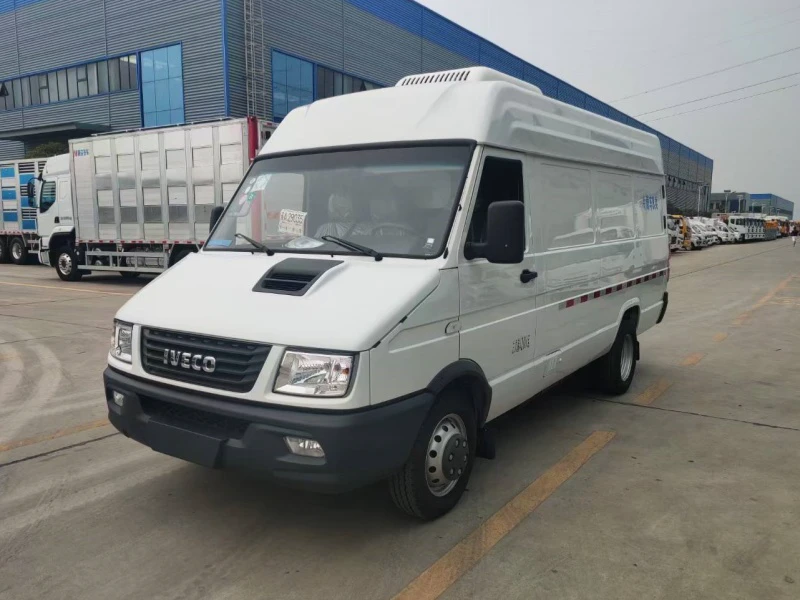 Iveco V40 refrigerated van