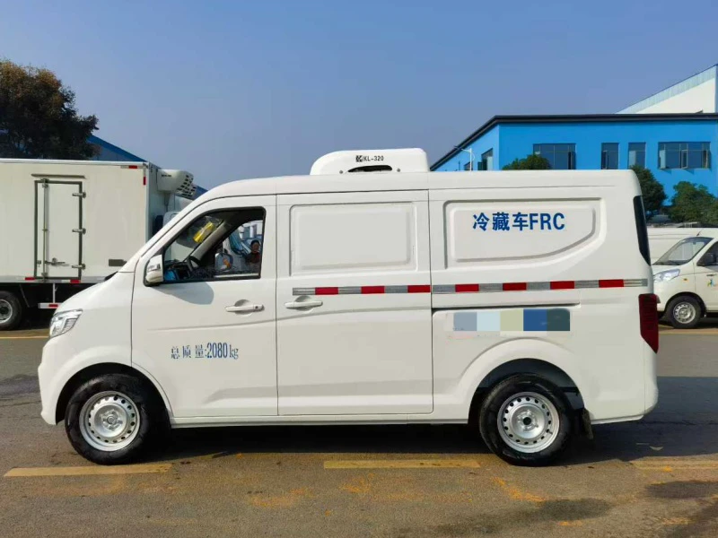 Chang'an V3 bread refrigerated truck 07 Chang'an V3 bread refrigerated truck 07