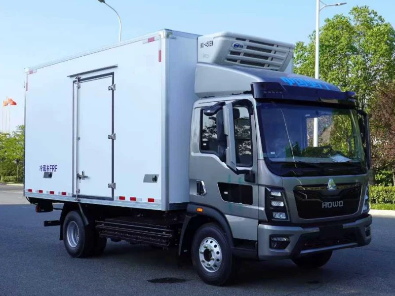 Howo 4m New Energy Refrigerated Truck