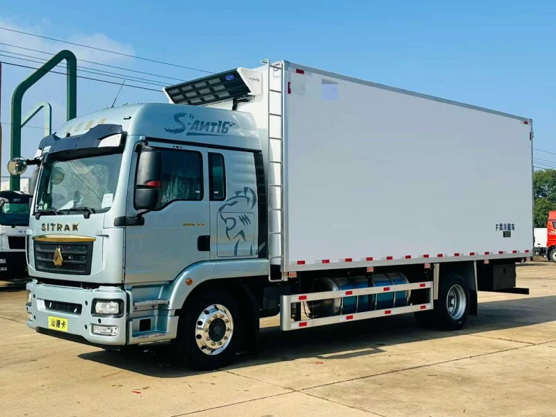 Sinotruk Howo TS7 refrigerated truck